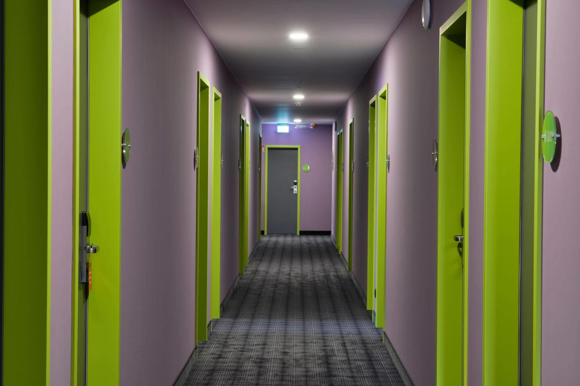 Sleepysleepy Hotel Giessen Linden  Dış mekan fotoğraf